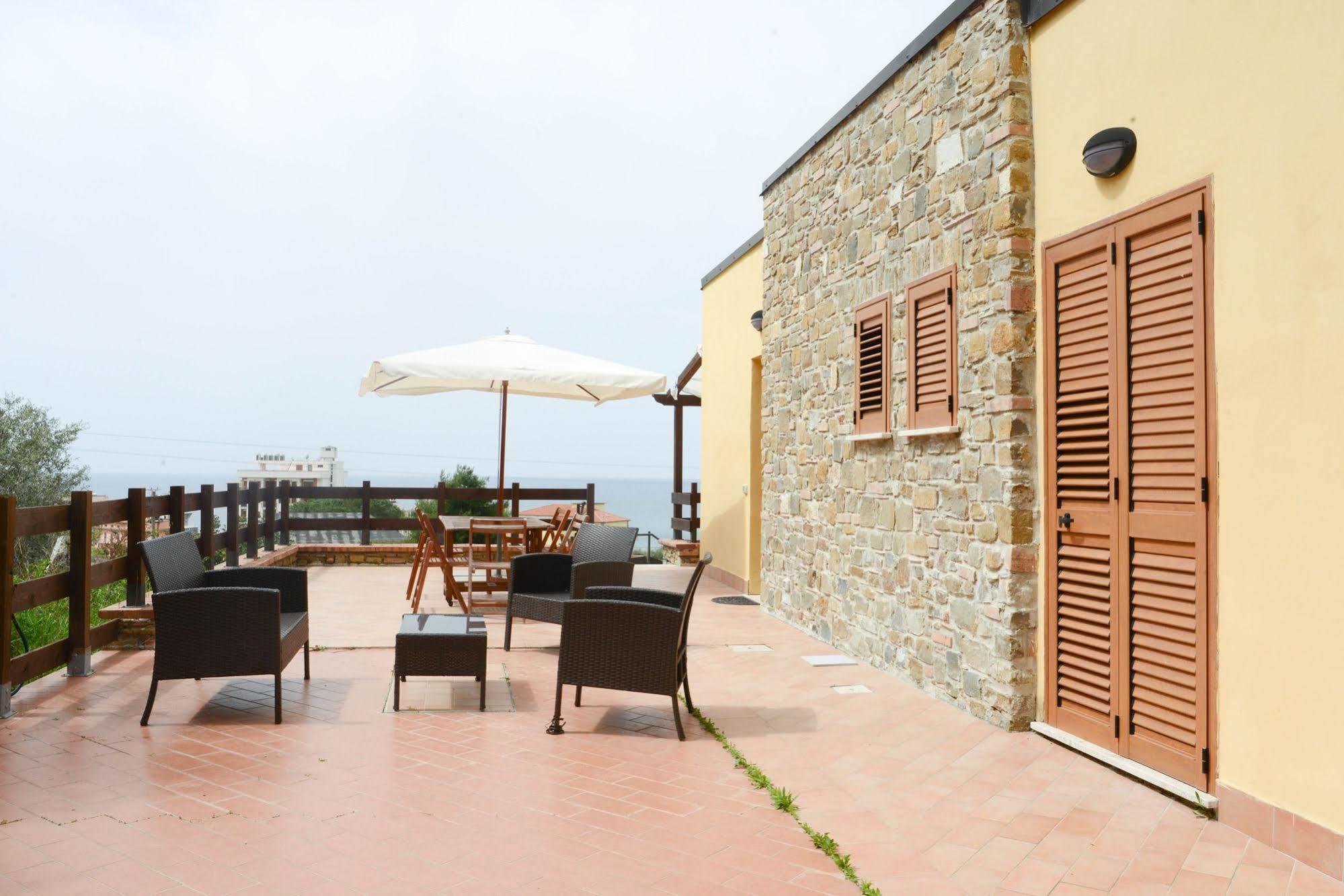 Appartamenti Le Giare Acciaroli Exterior photo